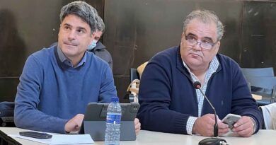 El PP muestra su rechazo a la construcción de viviendas en la zona deportiva de La Legua que pretende aprobar el Gobierno municipal socialista.