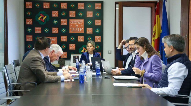 Milagros Tolón preside la Comisión Ejecutiva del Consorcio para impulsar ayudas integrales a locales comerciales en el Casco