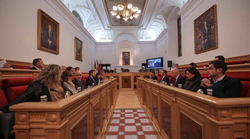 El Gobierno de Milagros Tolón aprueba los Presupuestos del Ayuntamiento de Toledo para 2023. El Pleno del Ayuntamiento ha aprobado de manera inicial los Presupuestos Municipales para 2023 por valor de 114 millones