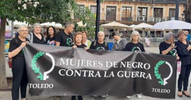 Unidas IU – Podemos de Toledo se compromete con ‘Mujeres de Negro’ a realizar políticas efectivas de paz en el ámbito educativo.