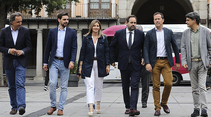 Paco Núñez en su visita a Toledo con los candidatos populares a la alcaldía