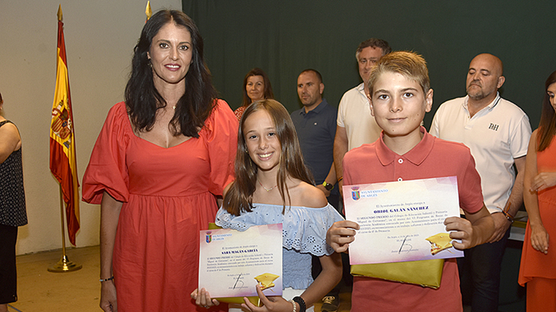 Entrega de becas de excelencia en Argés (11) Excelencia educativa