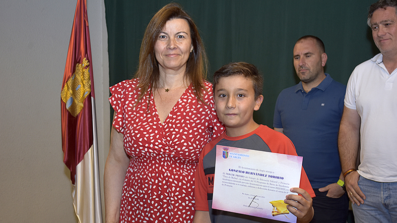 Entrega de becas de excelencia en Argés (7) Excelencia educativa