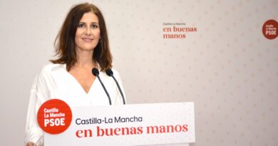 El PSOE censura la adjudicación de un contrato a una asociación presidida por su concejala de Cultura