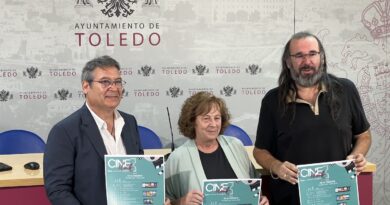 El cineclub municipal traslada las proyecciones de la Sala Thalía a la Escuela de Hostelería.“En el presente”, bajo ese título se ha presentado hoy el nuevo ciclo del Cineclub municipal impulsado por el Ayuntamiento de Toledo.