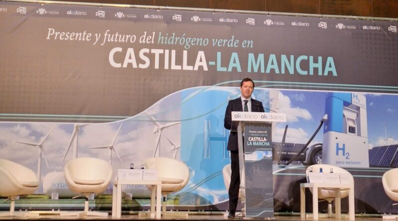 Carlos Velázquez muestra en la Jornada del hidrógeno Verde su compromiso medioambiental y por la sostenibilidad