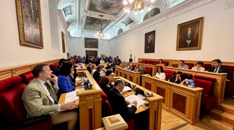 El Pleno del Ayuntamiento de Toledo aprueba el presupuesto municipal para 2024 definitivamente, con un montante que asciende a 108.170.000 euros.