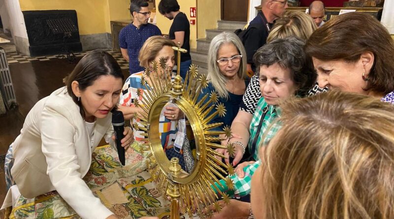 La Cofradía de la Santa Caridad y la ONCE celebran un Corpus inclusivo