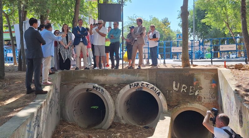 Una obra para evitar daños por inundaciones responde a una demanda histórica en Azucaica