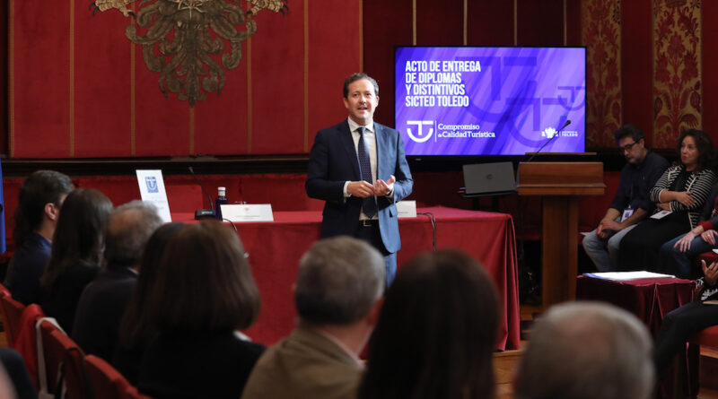 Entrega de reconocimientos SICTED en la Sala Capitular de Toledo