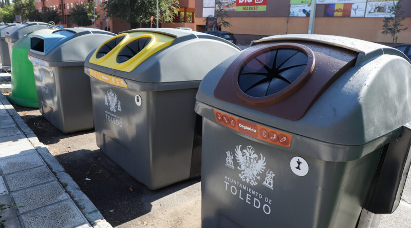 Instalados los 80 contenedores de la fracción orgánica en el barrio de Santa María de Benquerencia 