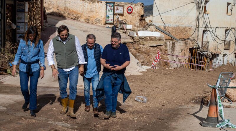 Paco Núñez visitó municipios afectados por la DANA