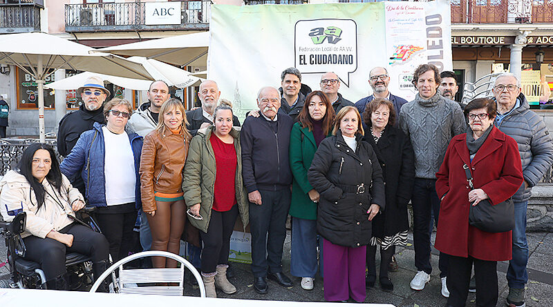 Lectura pública de la Constitución en la plaza de Zocodover de Toledo