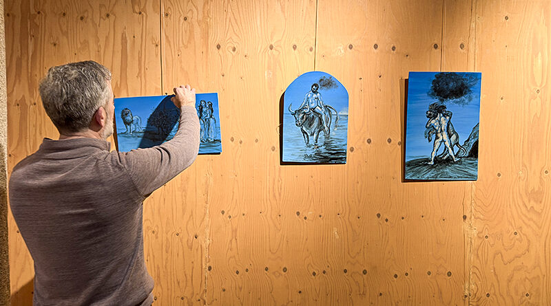 Pepe Yagües expone 'Umbría y Sol de Hércules' en las Cuevas de Hércules, Toledo.