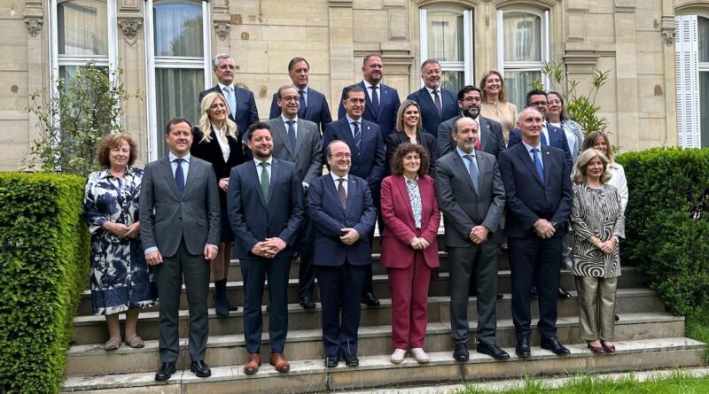 Velázquez reivindica el papel de los Ayuntamientos en la protección del patrimonio ante la Unesco