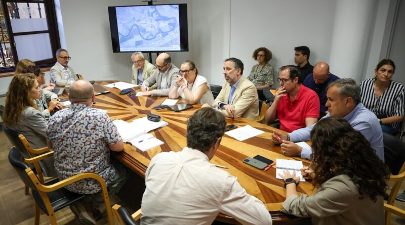 Proceso de información pública en los proyectos del vial Azucaica-Polígono y las 40 viviendas públicas en la calle Navidad