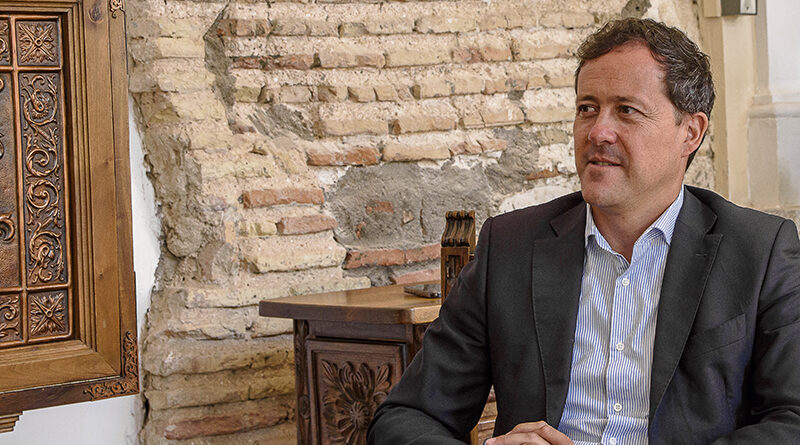 Entrevista a Carlos Velázquez