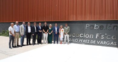 Pabellón Gonzalo Pérez de Vargas en Toledo, con presencia del deportista y autoridades locales.