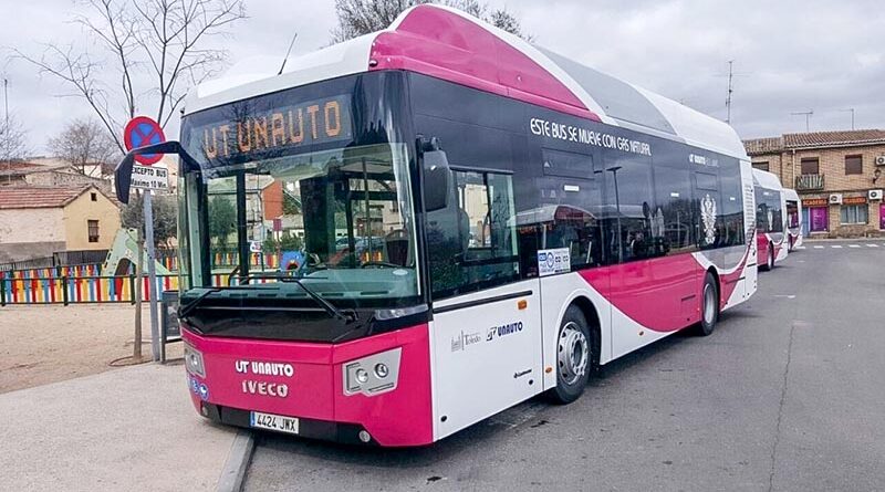 Imagen del autobús urbano de Toledo, que ha alcanzado un récord de viajeros en el primer semestre.
