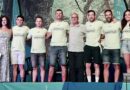 Participantes del 'Desafío Inmortales' posan durante la presentación en Fuensalida para recaudar fondos.