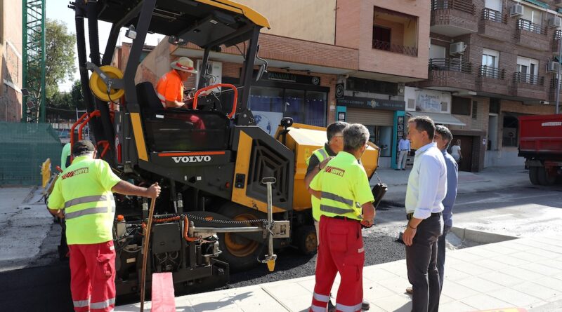 El Ayuntamiento culminará en septiembre la renovación de calles y acerado en el barrio de Santa Teresa con una inversión de 1.184.746,19 euros