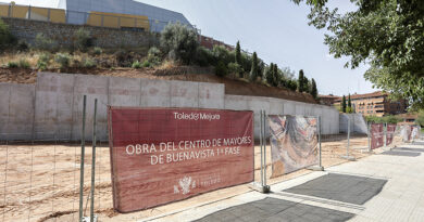 Obras del futuro centro de mayores de Buenavista, en Toledo, tras la finalización de la primera fase de consolidación de los taludes.