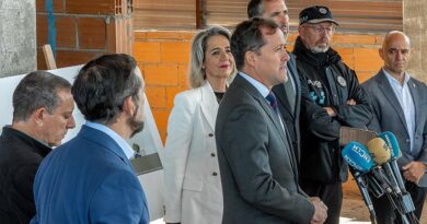 Presentación proyecto nuevo cuartel Policía Local Toledo en calle Dinamarca por el alcalde Carlos Velázquez y la vicealcaldesa Inés Cañizares.
