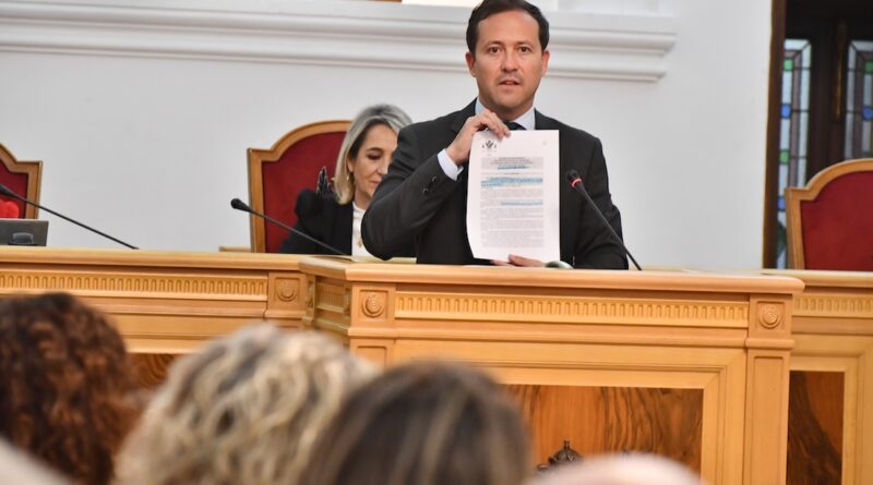 Velázquez defiende la gestión del Gobierno municipal y ofrece diálogo a la oposición para alcanzar acuerdos por Toledo
