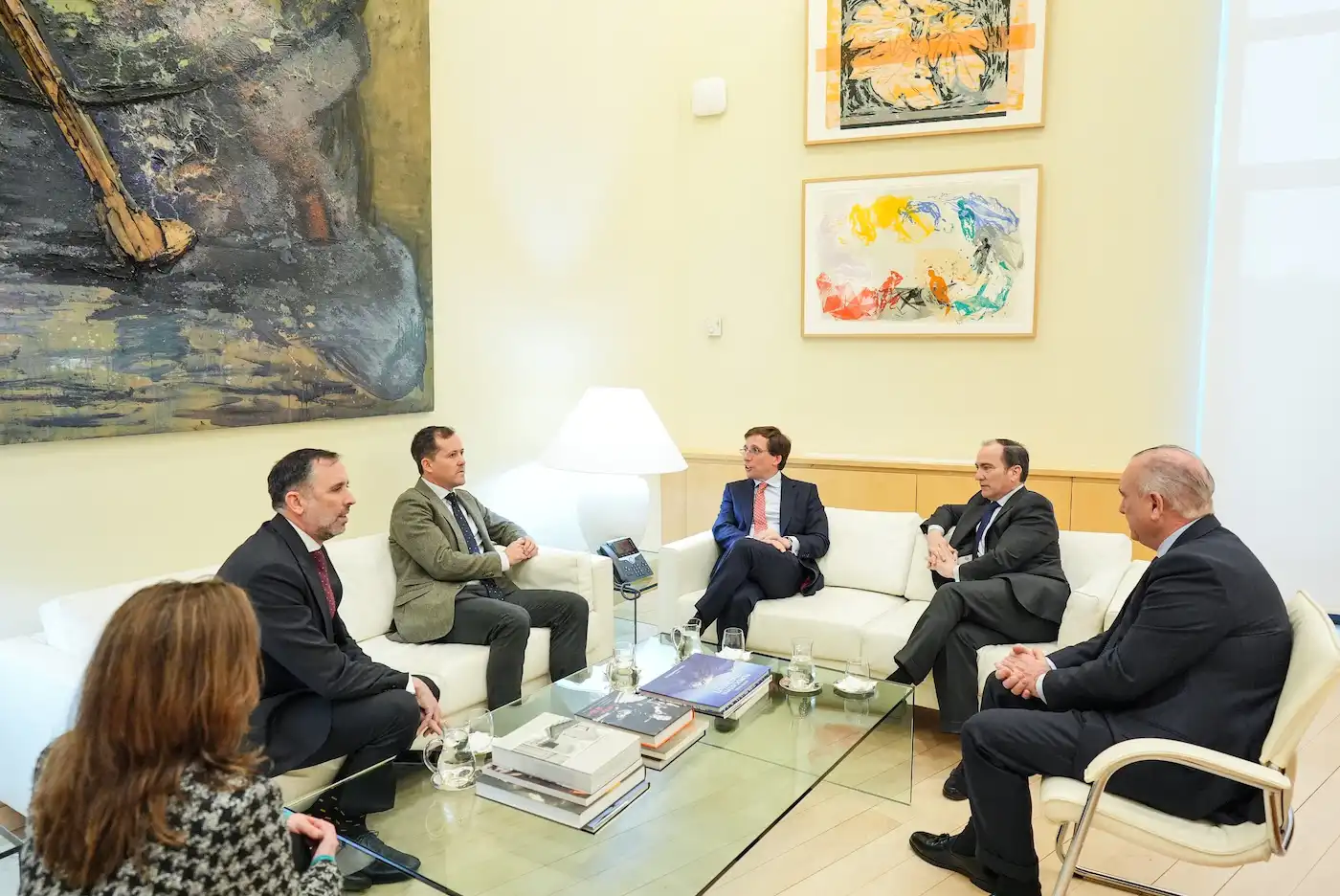 Velázquez y Almeida 2.26 01 26 copia