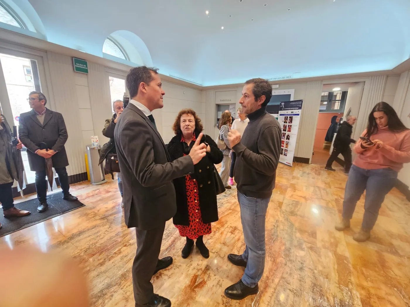 teatro de rojas sin alma at 11.12.57