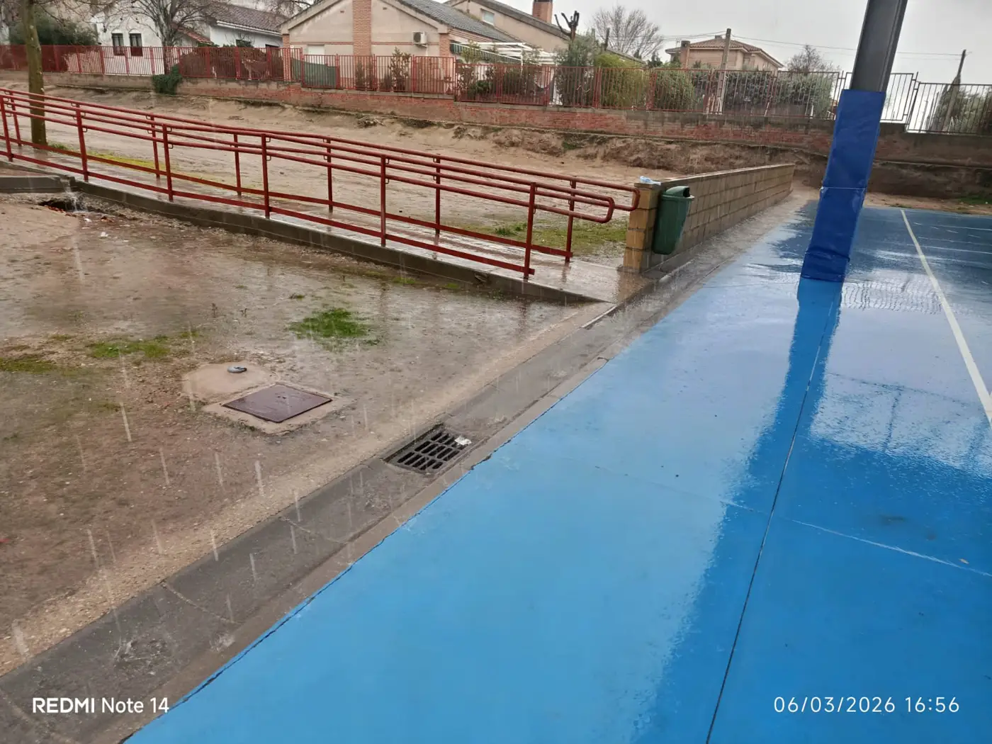 arreglo de la pista cubierta del CEIP Tirso de Molina en Argés (4)