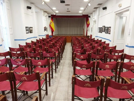 casa clm (1) casa clm (1)