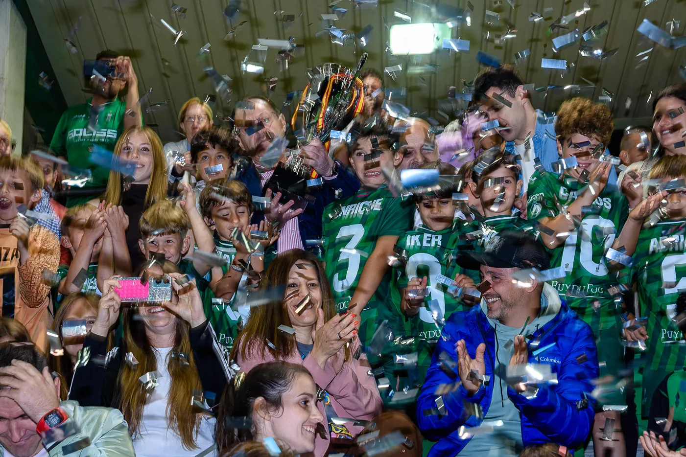 Entrega de trofeos en el campeonato de fútbol prebenjamín Montes de Toledo en Argés 2026 003
