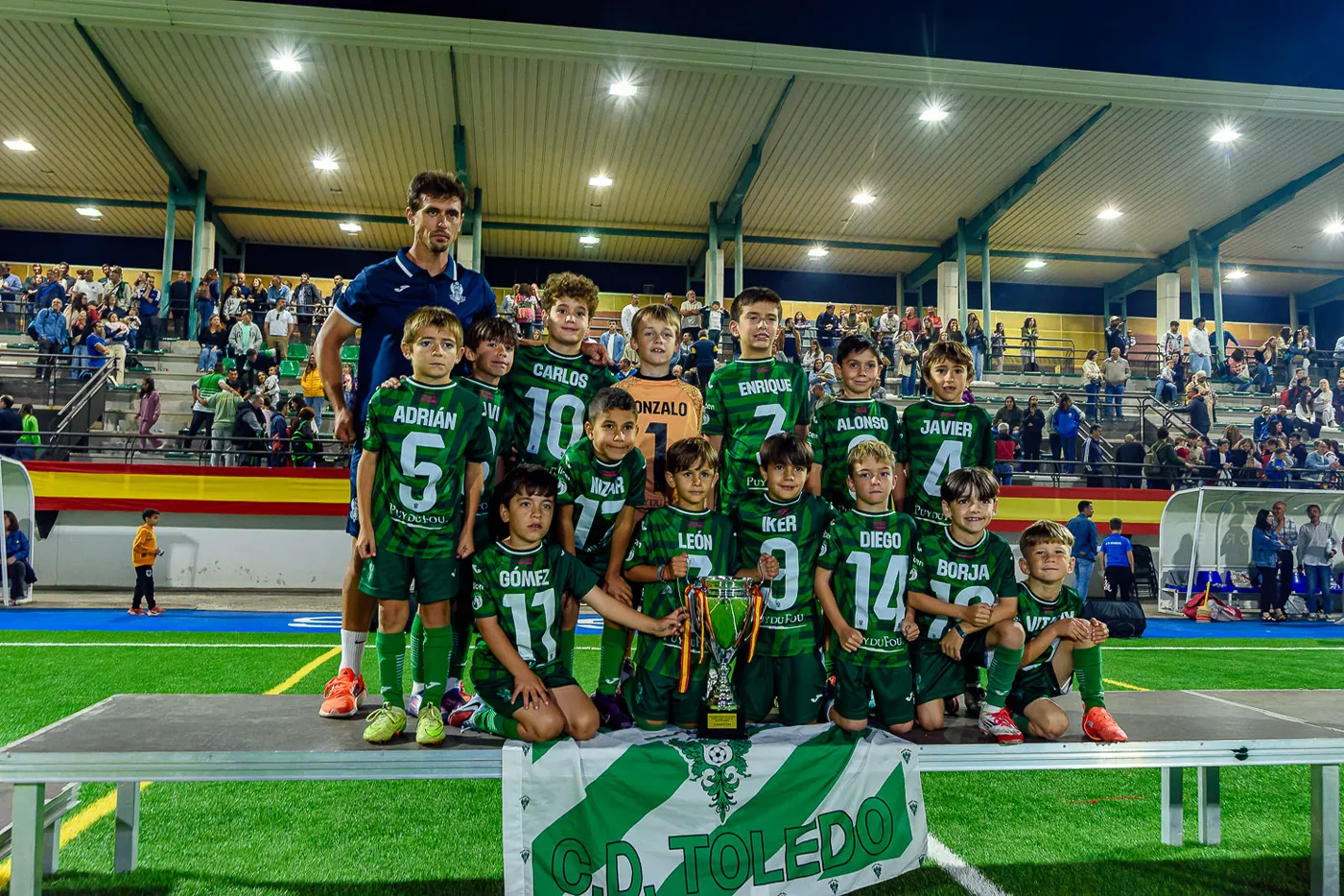 Entrega de trofeos en el campeonato de fútbol prebenjamín Montes de Toledo en Argés 2026 006
