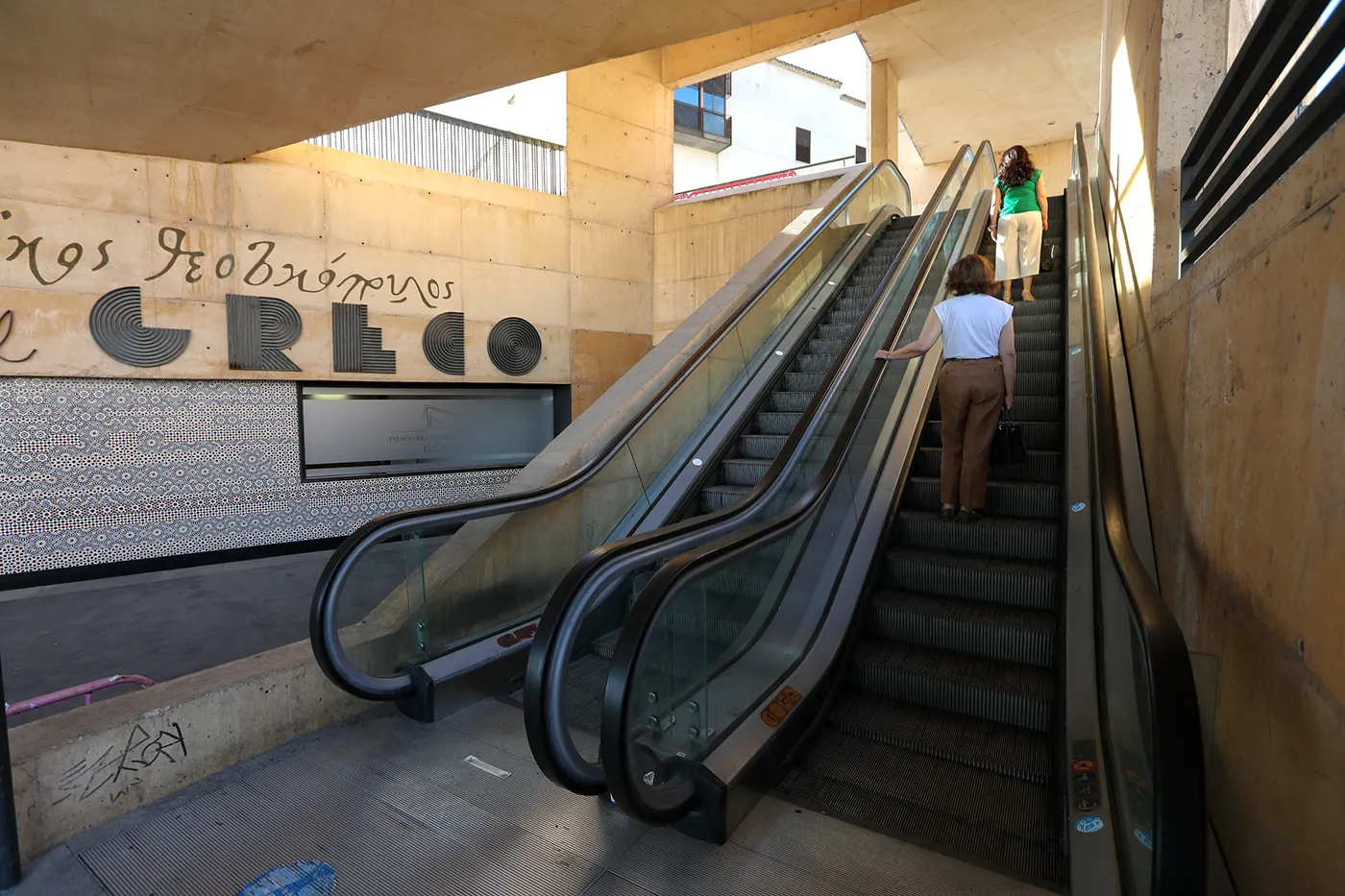 Escaleras 1.28 05 26