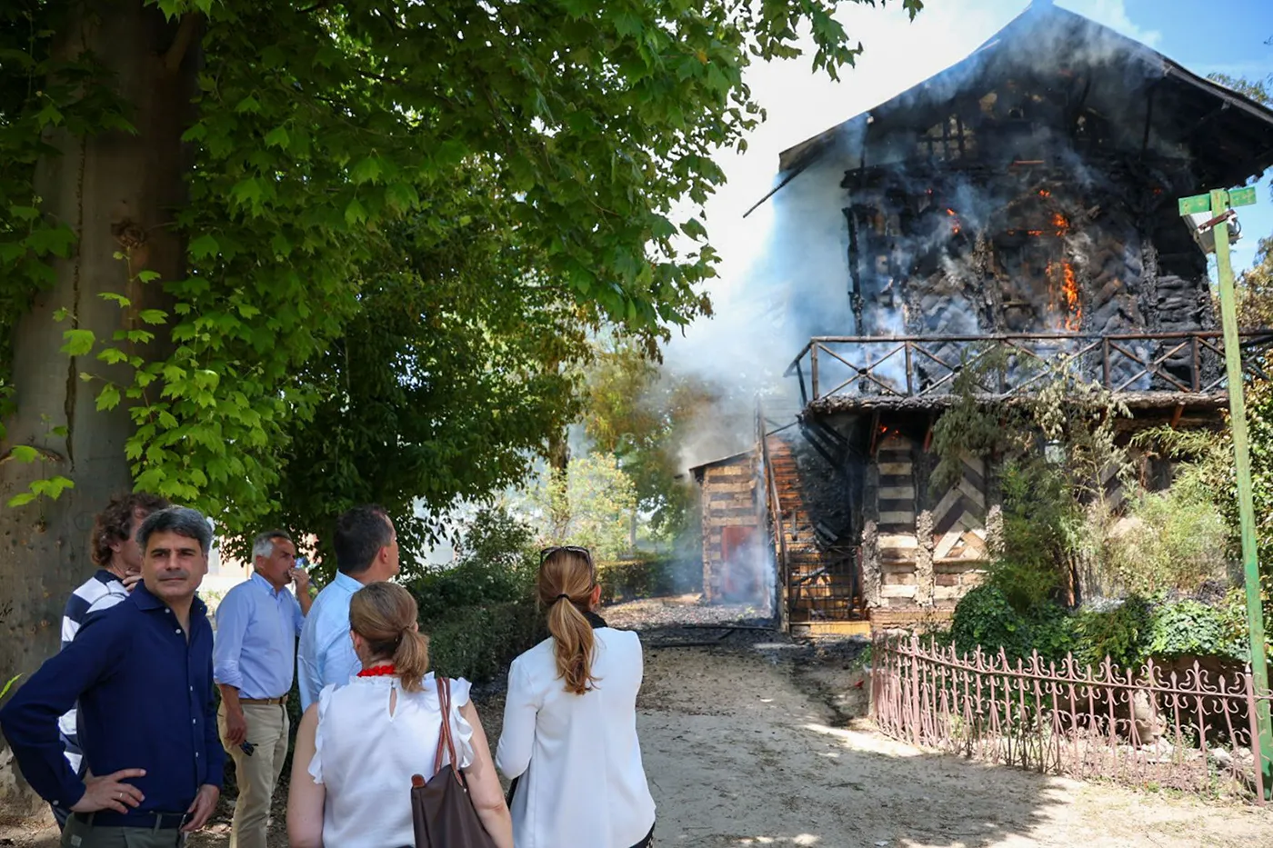casa del corcho incendio 12