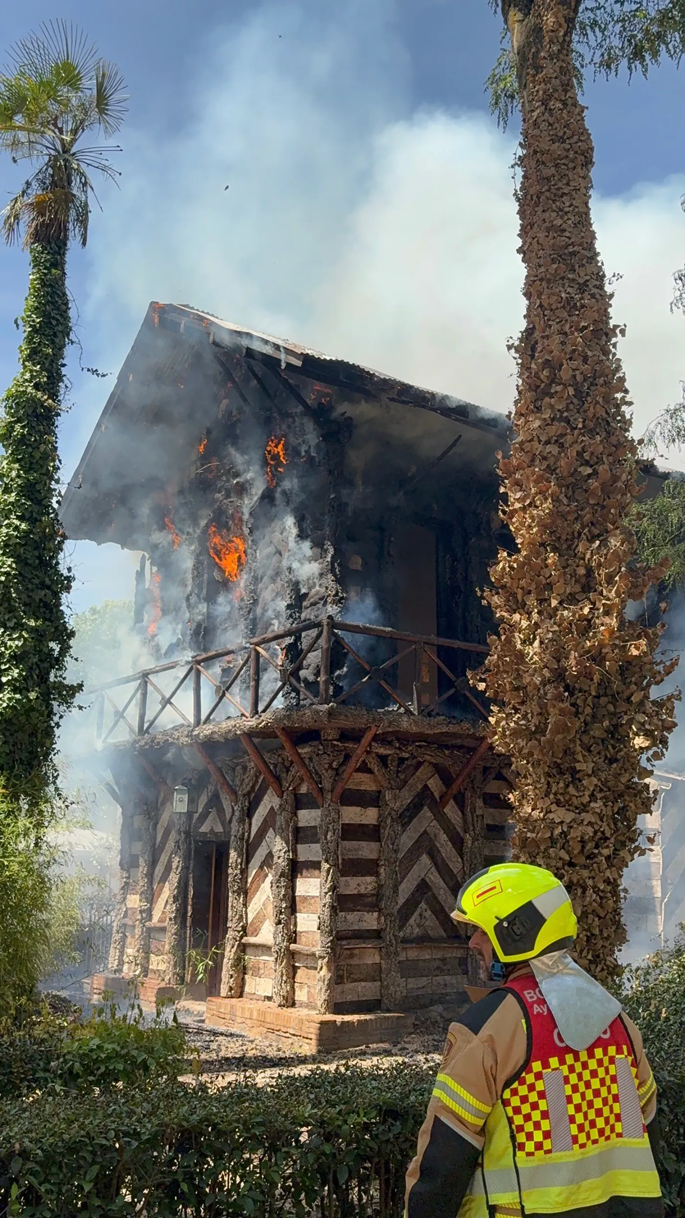 casa del corcho incendio 21