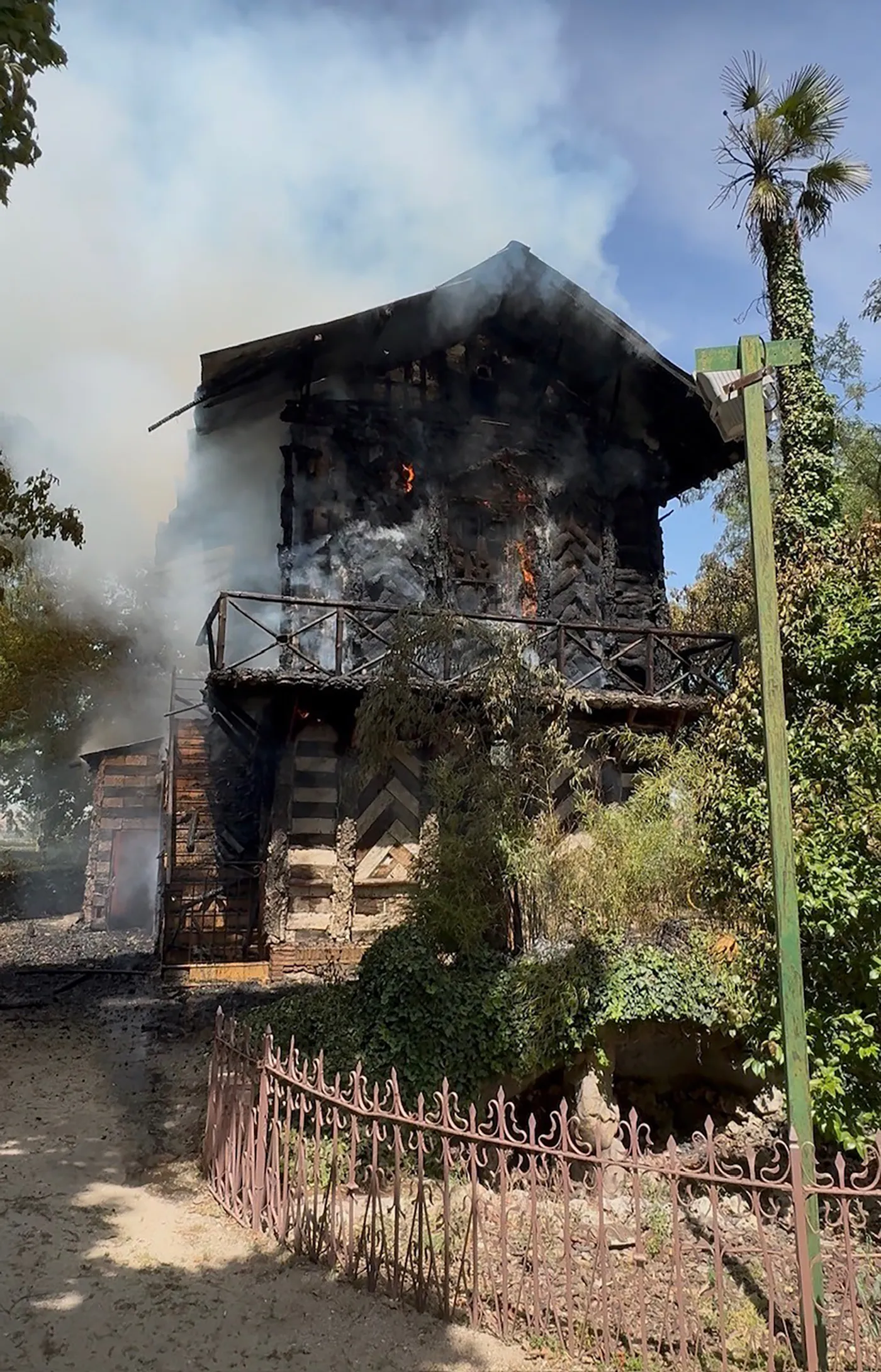 casa del corcho incendio 9