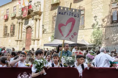 Ofrenda Floral del Corpus Toledo (11)