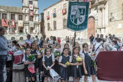 Ofrenda Floral del Corpus Toledo (13)