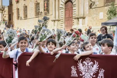 Ofrenda Floral del Corpus Toledo (7)