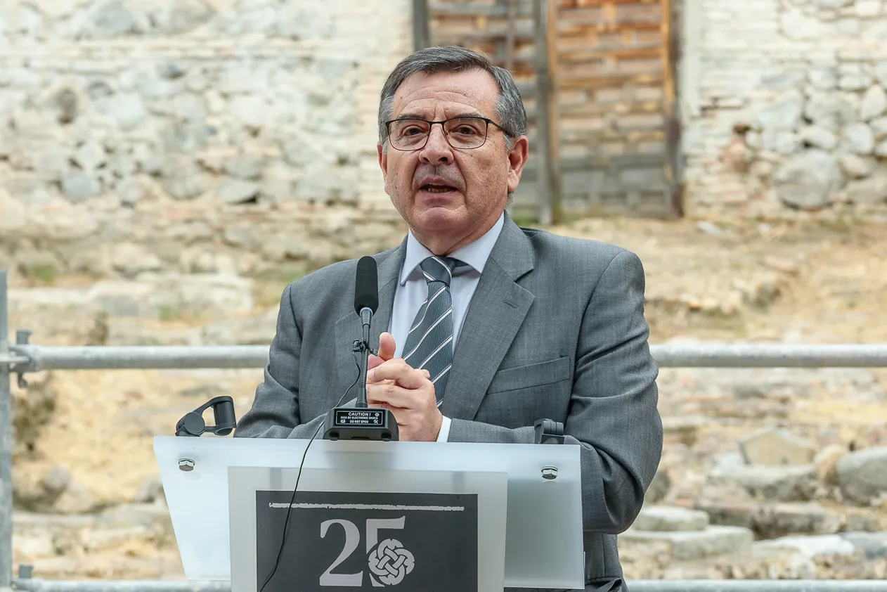 Acto de la primera piedra en las obras de reforma de Alamillos del Tránsito en Toledo (15)